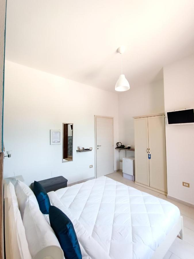 La Residenza B&B Giba Eksteriør billede