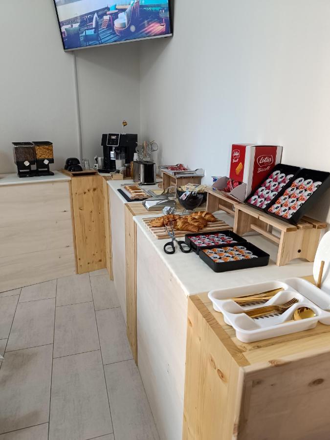La Residenza B&B Giba Eksteriør billede